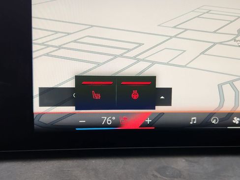 New 2026 BMW X5 xDrive50e w/ Premium Package AWD/4WD image 15