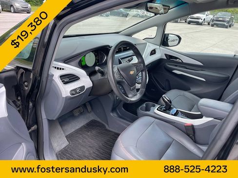 Used 2021 Chevrolet Bolt Premier w/ Infotainment Package FWD image 13