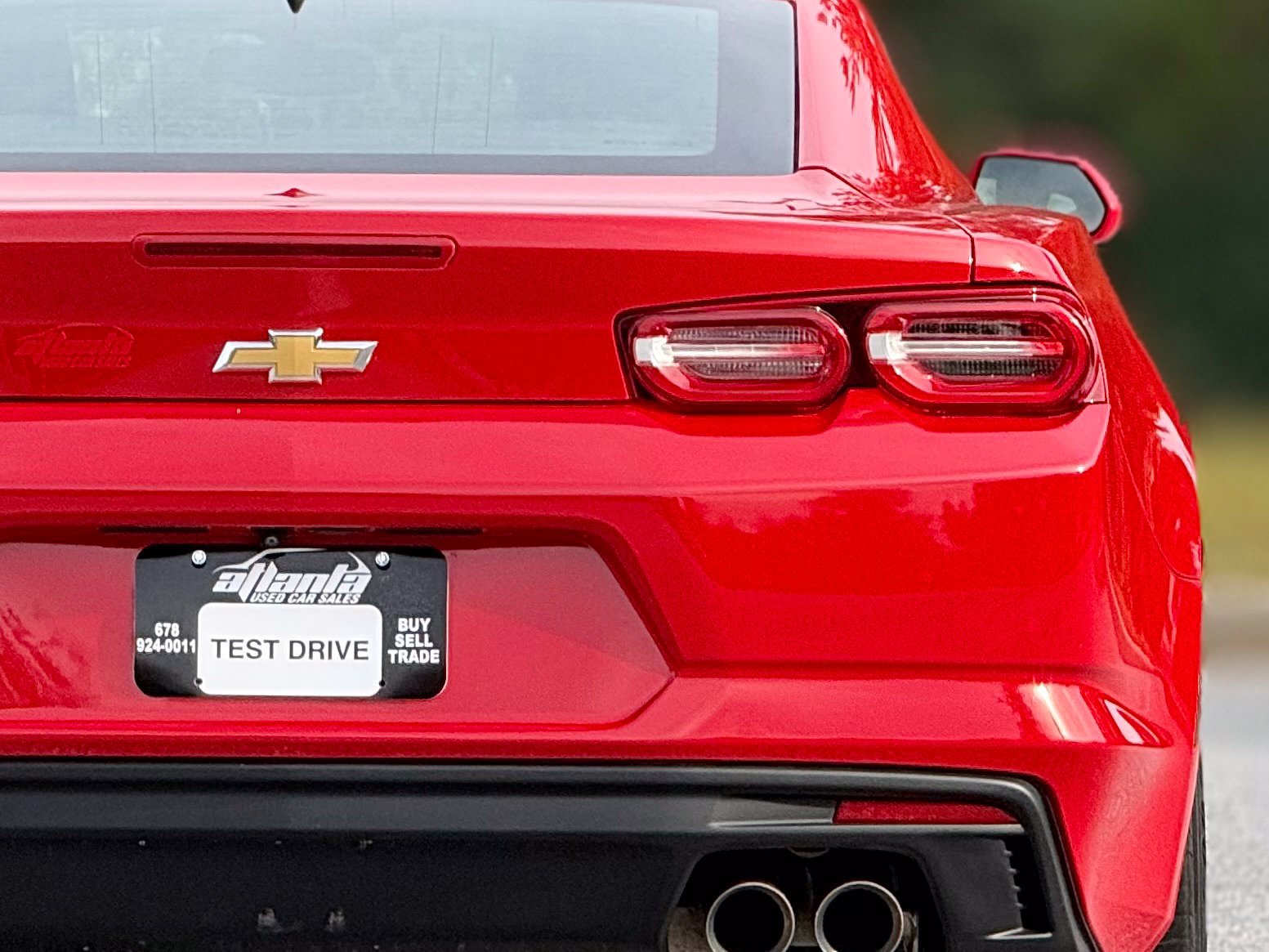 Used 2020 Chevrolet Camaro LT w/ Technology Package RWD image 17