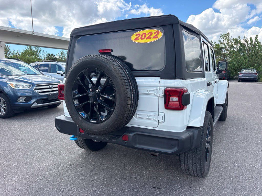 Used 2022 Jeep Wrangler Unlimited Sahara w/ Safety Group AWD/4WD image 3