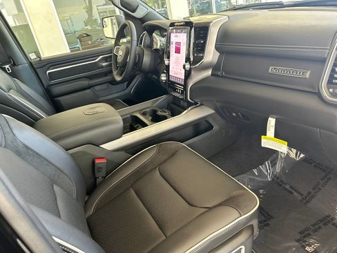 Used 2026 RAM 1500 Laramie AWD/4WD image 28