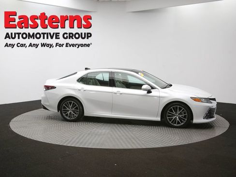 Used 2023 Toyota Camry XLE w/ Navigation Package image 44