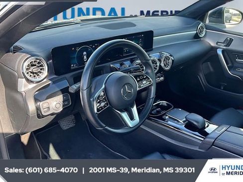 Used 2023 Mercedes-Benz CLA 250 image 12