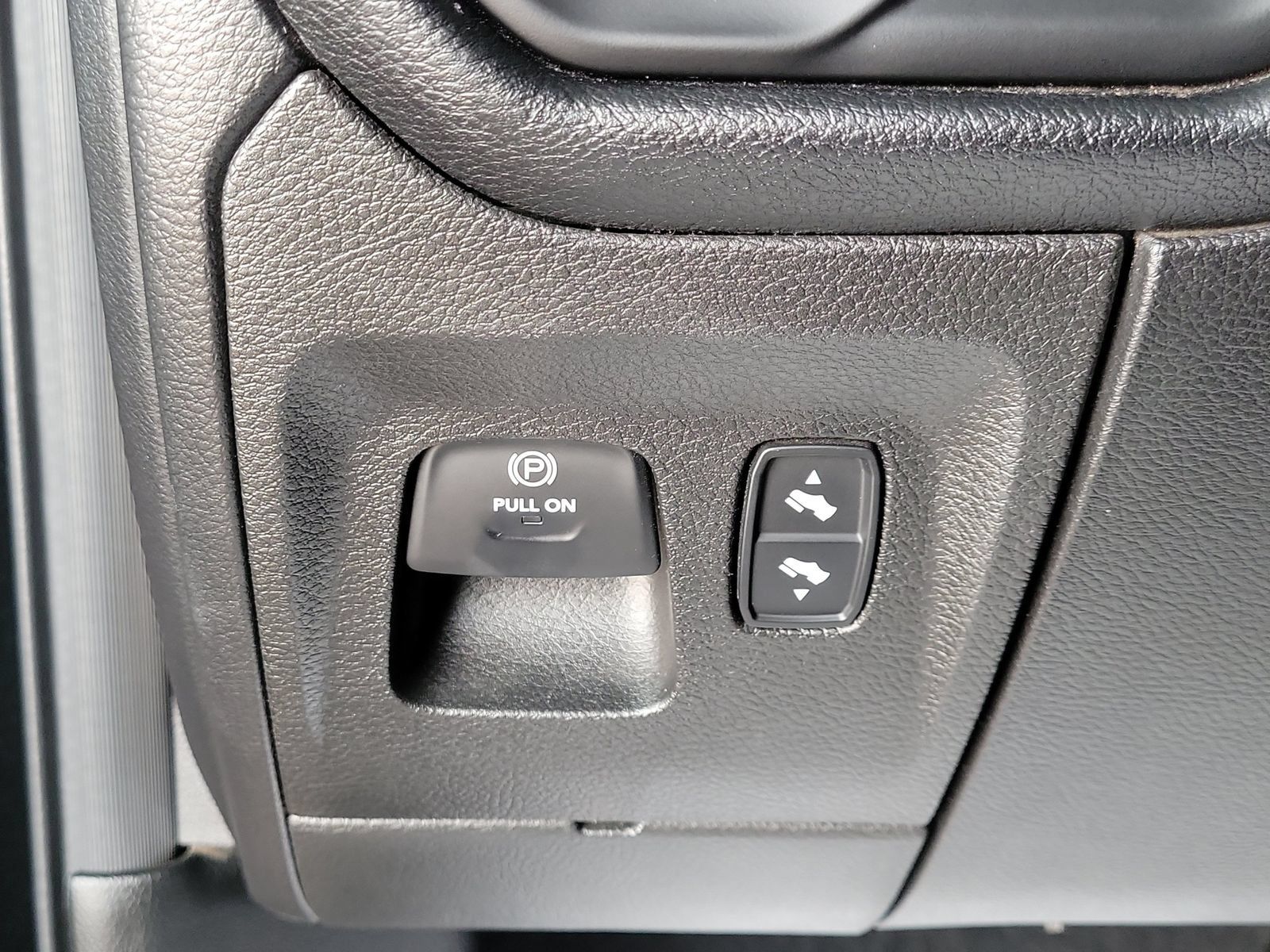 Used 2020 RAM 1500 Big Horn AWD/4WD image 15