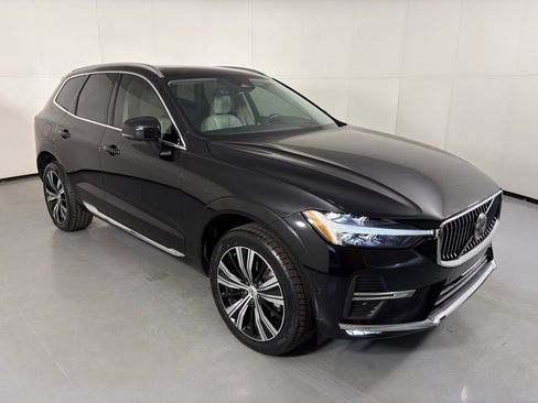 Used 2022 Volvo XC60 B6 Inscription w/ Advanced Package image 2