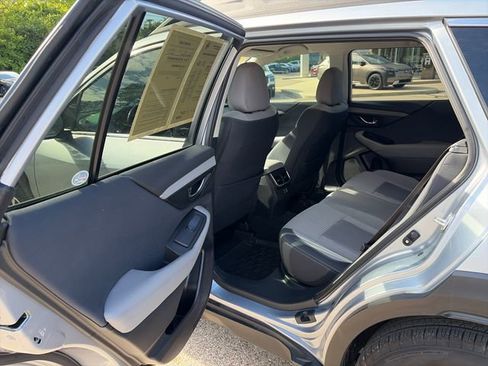 Used 2024 Subaru Outback Premium AWD/4WD image 13
