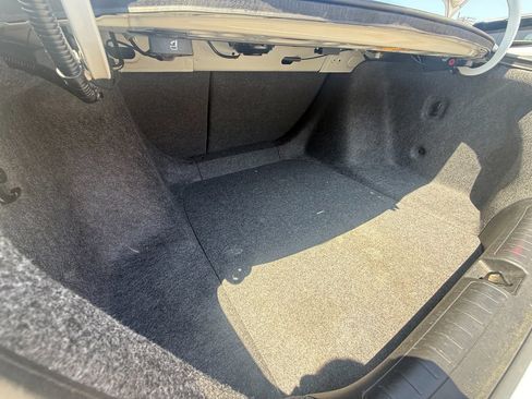 Used 2020 Honda Accord Touring image 19