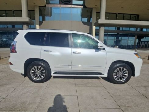 Used 2014 Lexus GX 460 Luxury AWD/4WD image 6