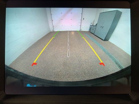 Used 2023 Jeep Wrangler Unlimited Sahara w/ Cold Weather Group image 20