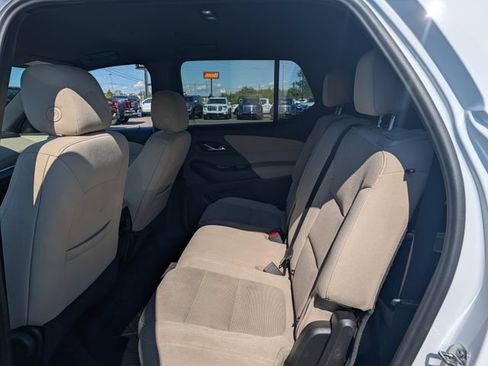 Used 2023 Chevrolet Traverse LS w/ LPO, Floor Liner Package AWD/4WD image 14