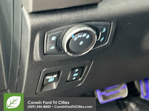 Used 2019 Ford F150 XLT w/ Equipment Group 302A Luxury AWD/4WD image 19
