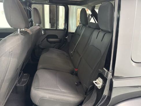 Used 2023 Jeep Wrangler Unlimited w/ Cold Weather Group AWD/4WD image 20