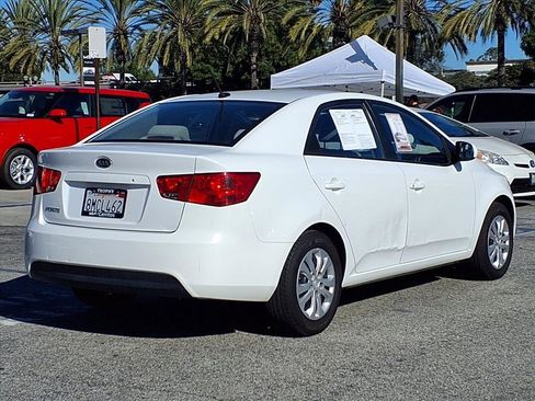 Used 2011 Kia Forte LX image 29