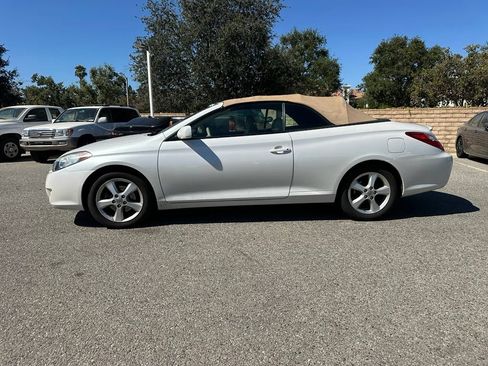 Used 2005 Toyota Solara SLE FWD image 2