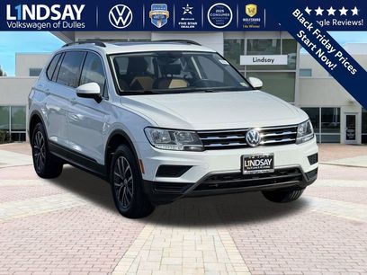 Used 2019 Volkswagen Tiguan SE w/ Panoramic Sunroof Package