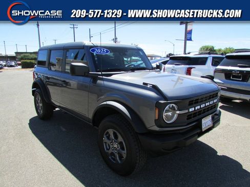 Used 2025 Ford Bronco Big Bend AWD/4WD image 1