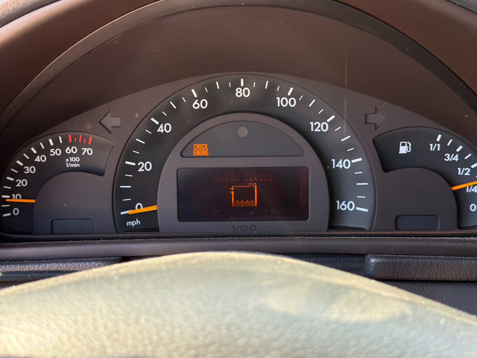 Used 2004 Mercedes-Benz C 230 Sedan image 14