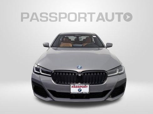 Used 2022 BMW 530e xDrive w/ Premium Package AWD/4WD image 10