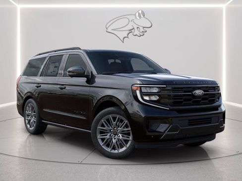 New 2027 Ford Expedition Platinum w/ Stealth Appearance Package AWD/4WD image 7