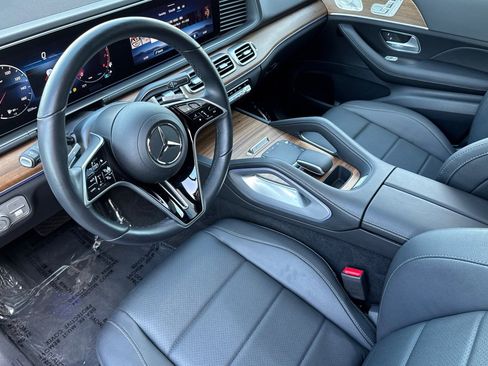 Certified 2025 Mercedes-Benz GLE 450 4MATIC image 10