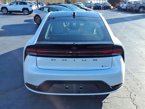 New 2026 Toyota Prius Limited image 4