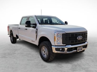 New 2026 Ford F350 XL w/ XL Off-Road Package