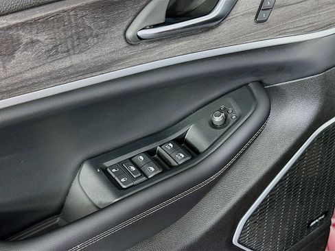 Used 2023 Jeep Grand Cherokee 4WD 4xe image 29