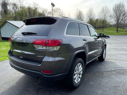 Used 2021 Jeep Grand Cherokee Laredo X image 3