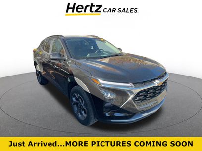 Used 2025 Chevrolet Trax LT