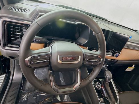 New 2026 GMC Canyon AT4 w/ Technology Plus Package image 6