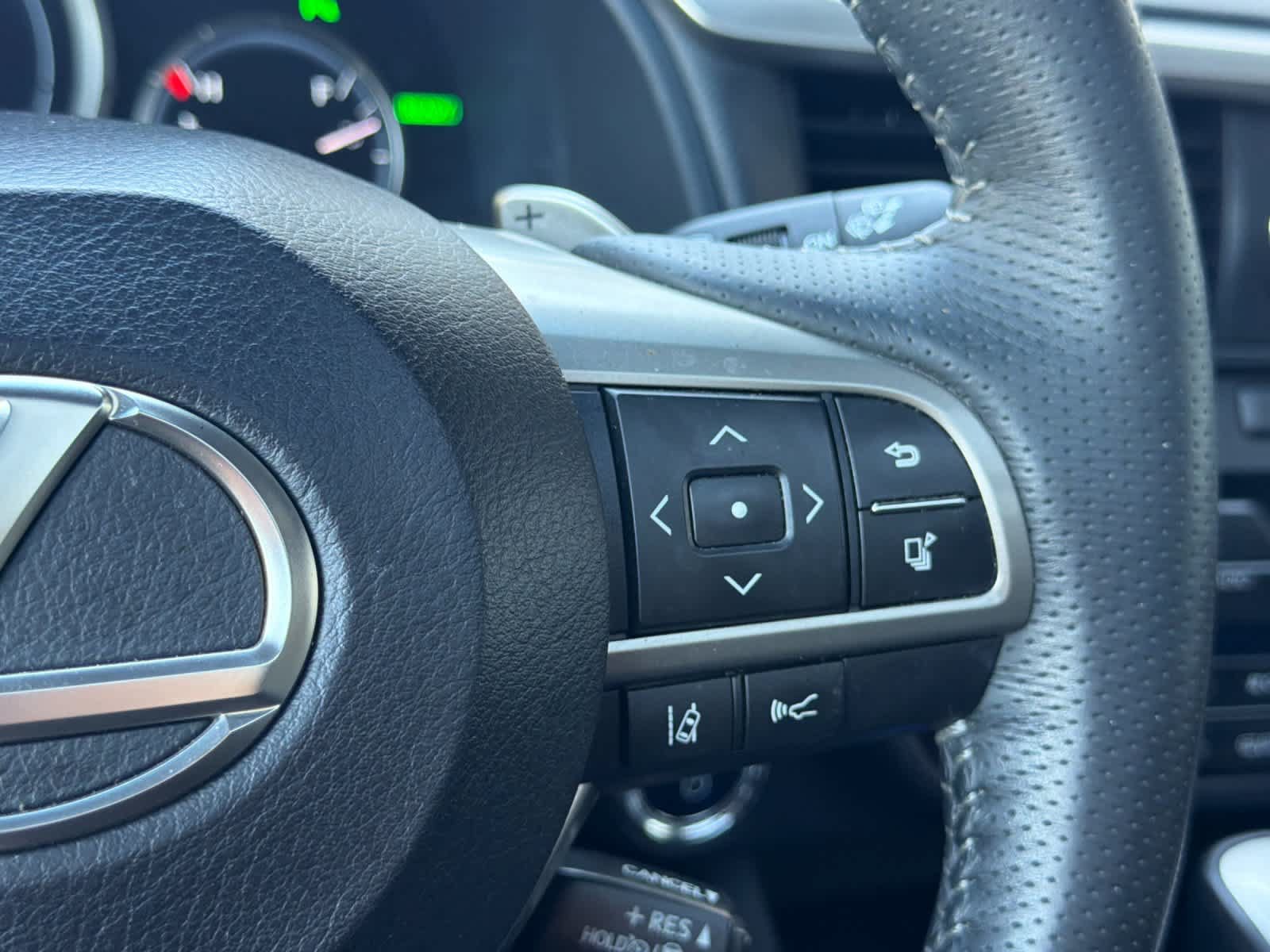 Used 2016 Lexus RX 450h F Sport w/ Cold Weather Package AWD/4WD image 26