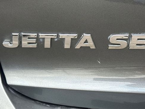 Used 2015 Volkswagen Jetta SE image 25