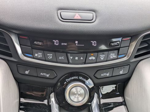 Used 2022 Acura TLX image 14