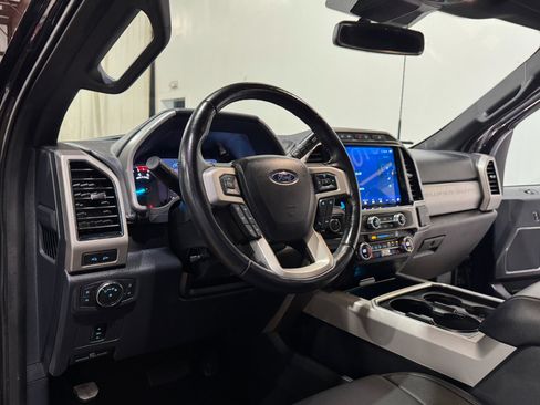 Used 2022 Ford F250 Lariat w/ Lariat Value Package image 10