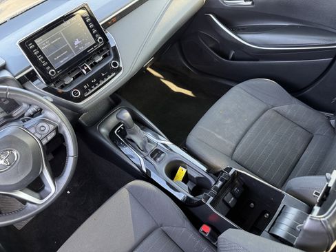 Certified 2022 Toyota Corolla SE w/ SE Premium Package image 17