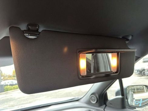 Used 2022 Honda Pilot Sport image 33