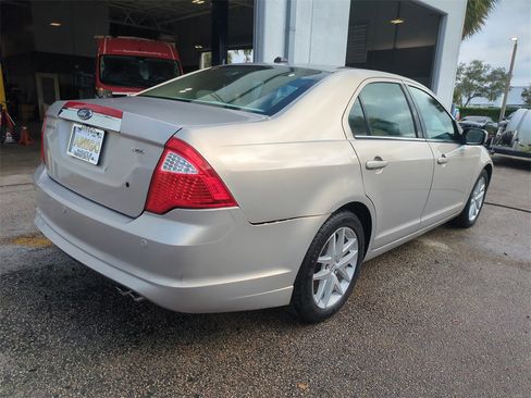 Used 2010 Ford Fusion SEL image 6
