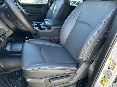 New 2026 RAM 3500 Tradesman w/ Chrome Appearance Group image 13