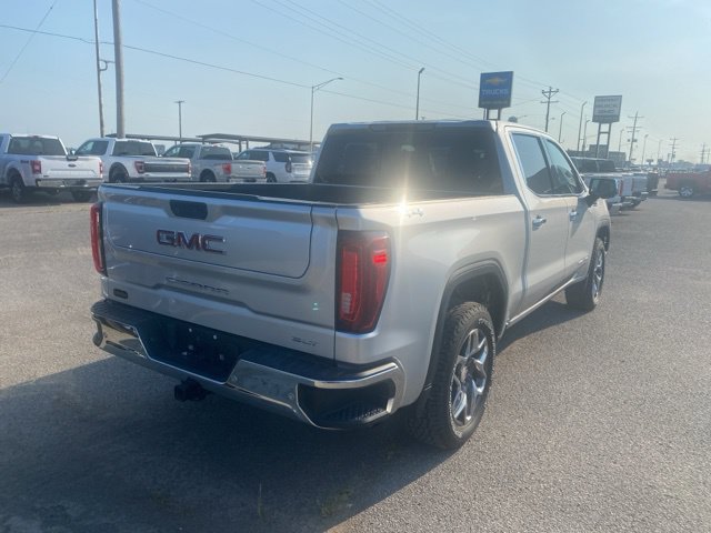 Used 2022 GMC Sierra 1500 SLT w/ SLT Premium Plus Package AWD/4WD image 6