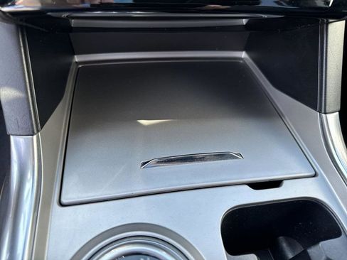 Used 2022 Ford Explorer Limited w/ Equipment Group 301A image 36