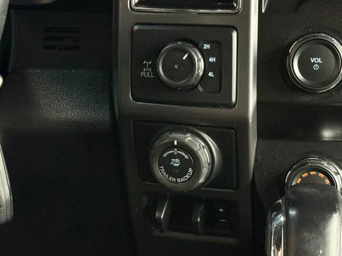 Used 2020 Ford F150 XLT w/ Equipment Group 302A Luxury AWD/4WD image 51