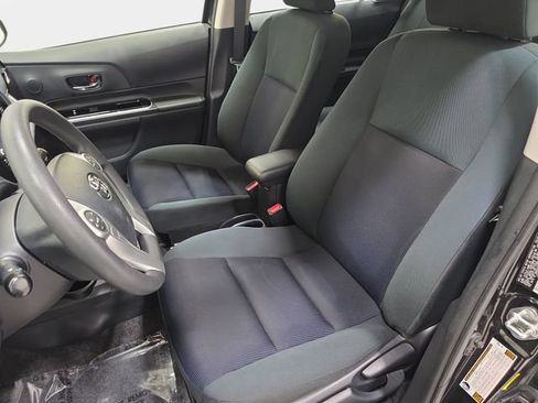 Used 2015 Toyota Prius C Three FWD image 13