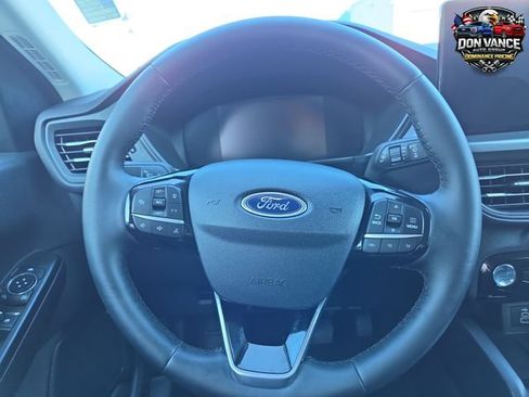 Used 2025 Ford Escape SE FWD image 14