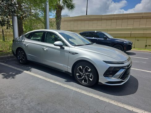 Used 2024 Hyundai Sonata SEL image 1