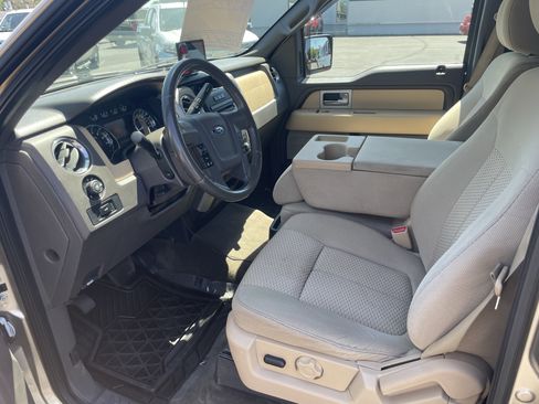 Used 2011 Ford F150 XLT w/ XLT Chrome Pkg AWD/4WD image 13