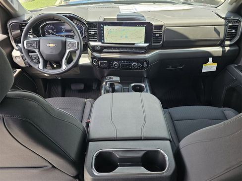 New 2025 Chevrolet Silverado 1500 LT image 8