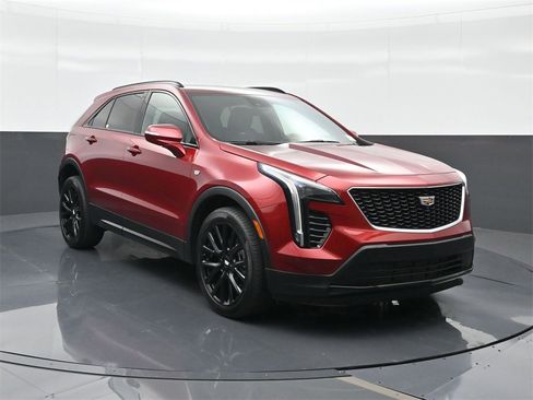 Certified 2022 Cadillac XT4 Sport w/ Enhanced Visibility Package image 13