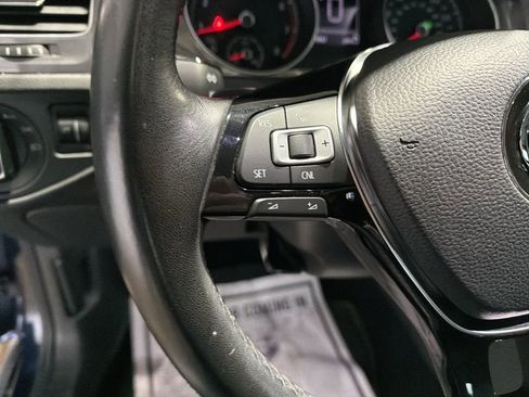 Used 2017 Volkswagen Golf Alltrack SE image 21