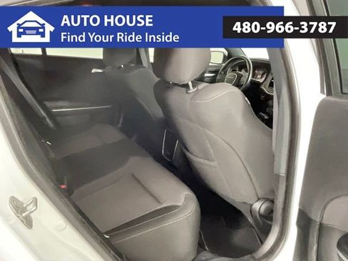 Used 2022 Dodge Charger SXT RWD image 17