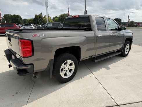 Used 2017 Chevrolet Silverado 1500 LT w/ All Star Edition AWD/4WD image 8